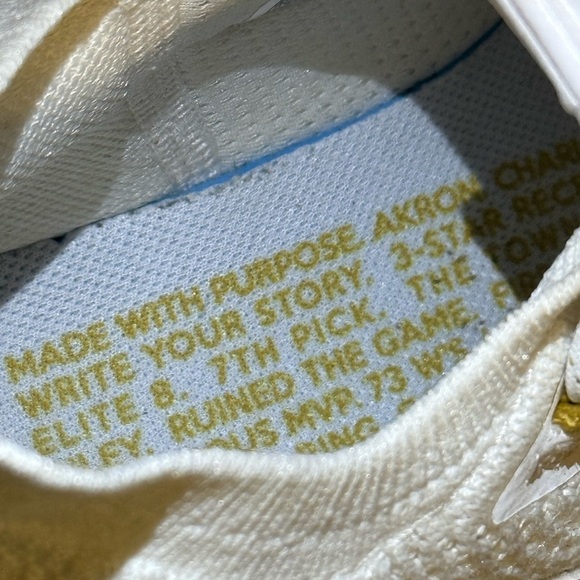 Curry Flow Under Armour Gold Blooded size 7 men - Picture 14 of 15